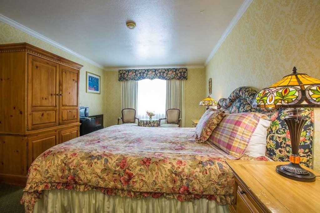 Carmel Inn & Suites Ruang foto